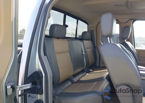 2004 Nissan Titan Le z USA, uszkodzony, nr VIN 1N6AA06B04N534373